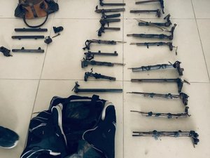 PM apreende 23 armas de fabricação artesanal no Terminal Rodoviário de Murici