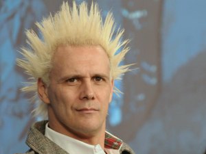 Com Suplicy na plateia do Rock in Rio, Supla manda políticos 'àquele lugar'