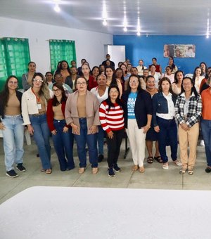 Por meio da Semede, Prefeitura promove formação sobre alimentação saudável para merendeiros