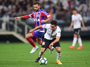 BRASILEIRÃO : Corinthians lidera com Grêmio na cola; Flamengo goleia e Ponte é 100%