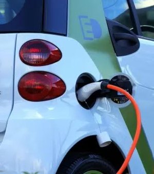 Isenção de IPVA para carros elétricos contribui para avanço das vendas do setor