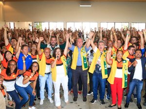 Agentes de saúde e de endemias destacam trabalho de Collor na garantia do piso nacional: 'parceiro fundamental'