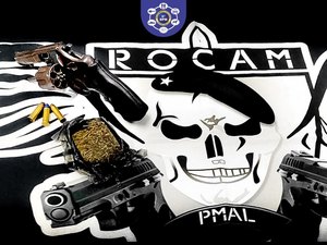 Jovem é preso com arma e drogas no Passo de Camaragibe
