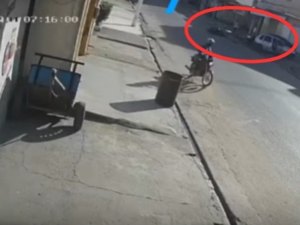 Vídeo flagra momento em que motocicleta colide contra carro em Palmeira dos Índios