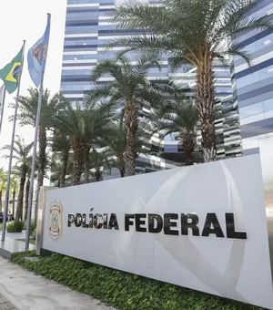 PF está com celular de Vorcaro e afirma poder enviar dados a ministros