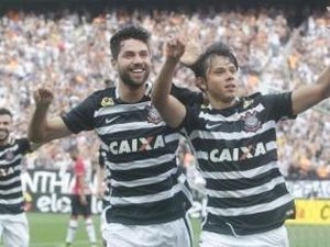 Mistão do Corinthians faz 6 no São Paulo e completa festa do hexa