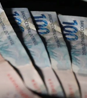 Mais de 141 mil ainda não sacaram abono salarial; veja como consultar