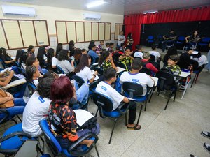 Na volta às aulas, estudantes da rede estadual destacam os programas ofertados pelo Governo