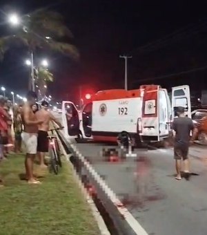 Homem sofre tentativa de homicídio e é socorrido no meio da rua no Pontal da Barra
