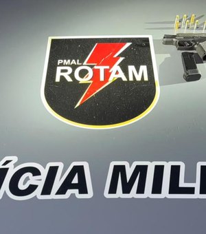 Homem é preso com arma de uso restrito na Grota Santa Helena, em Maceió