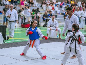 Arapiraquense sobe ao pódio no 2º Campeonato Open Brasil de Karatê-do em São Miguel dos Campos