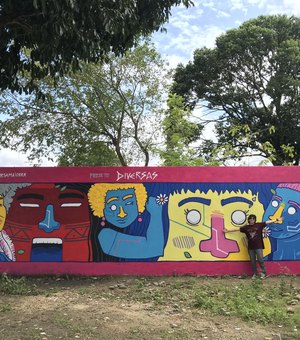 Projeto 'Diversas' leva arte e reflexão à escola estadual em Maceió