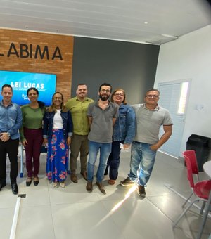 Uneal discute capacitação em primeiros socorros com base na Lei Lucas