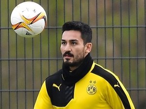 Meio-campista alemão deve ser primeira contratação de Guardiola no City