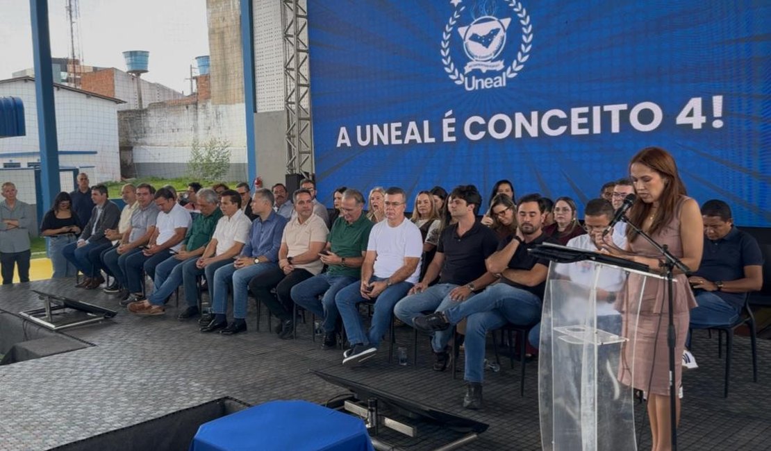 Durante solenidade na Uneal, Paulo Dantas destaca investimentos na educação em Alagoas