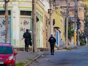 Sobe para 25 o número de mortos em confronto nas favelas da Penha