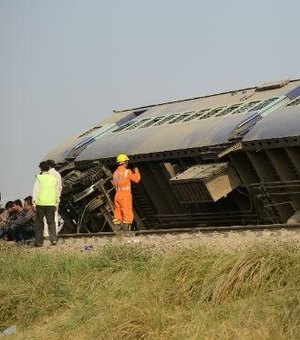 Mais de 100 mortos em acidente ferroviário na Índia