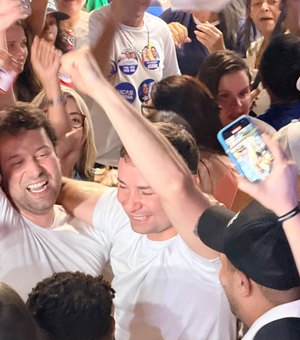 Daniel Barbosa é reeleito deputado federal com mais de 100 mil votos