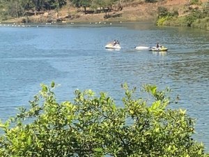 Mulher tem parte do couro cabeludo arrancado em moto aquática, em MG