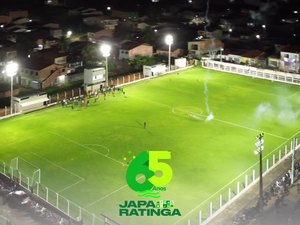 Prefeito faz inaugurações e entrega equipamentos no campo municipal de Japaratinga