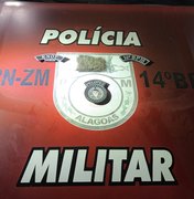 Jovens tentam fugir de abordagem policial e descartam entorpecente em Messias