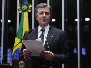 A presidente Dilma amargará o mesmo destino que tive, diz Collor