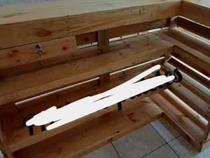 Moradora do Trapiche precisa de balcão para vender seus bolos
