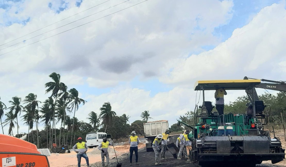 Lote 2 da urbanização da Marginal do Piauí chega com pavimentação na AL 115 em Arapiraca