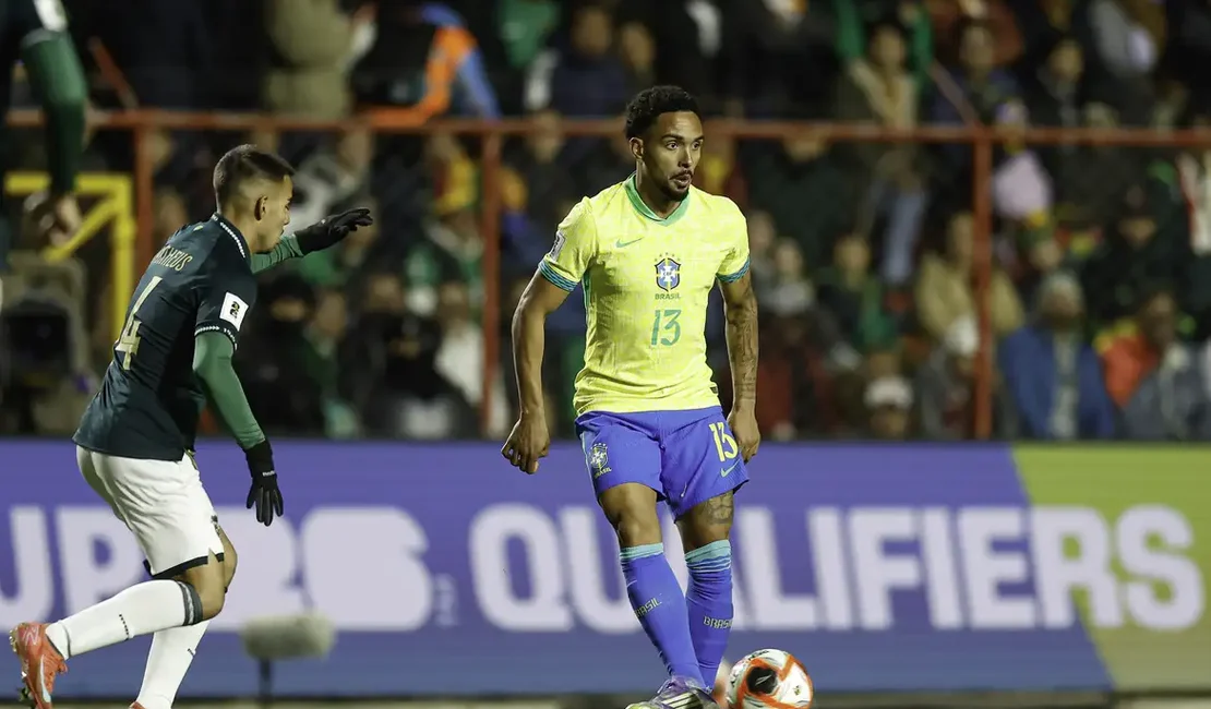 Lateral Vitinho é convocado para defender a seleção brasileira