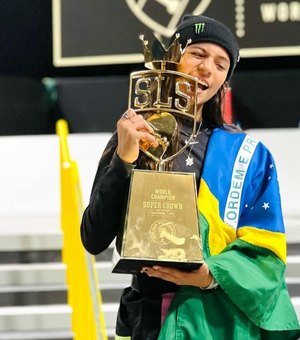 Mais um troféu: Rayssa Leal é campeã da Liga Mundial de Skate Street