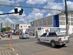 Agentes de trânsito são ameaçados por registrarem infração