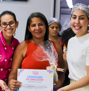 Deputada Gabi Gonçalves realiza oficinas de ovos de Páscoa para mulheres de Rio Largo