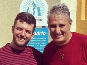 Tite vai a santuário agradecer após colocar Seleção na Copa do Mundo