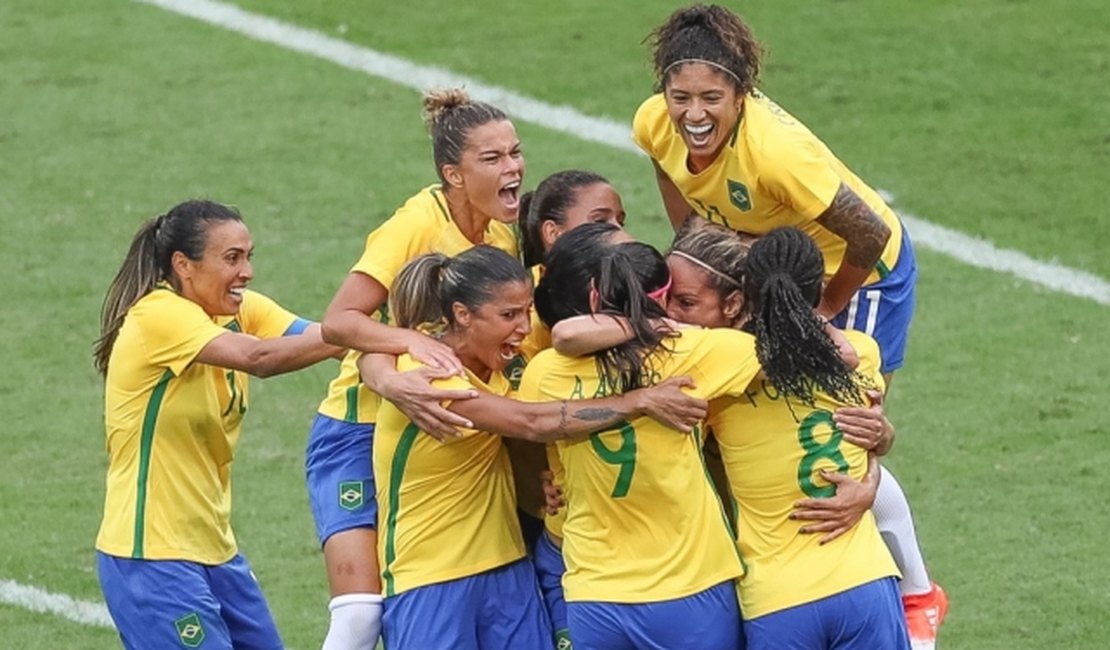 Liderado por Marta, Brasil enfrenta Suécia e quer liderança isolada no grupo E