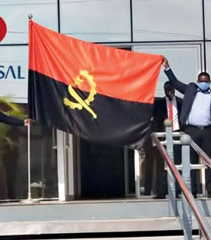 Angola apreende tempos de igreja brasileira acusada de fraude