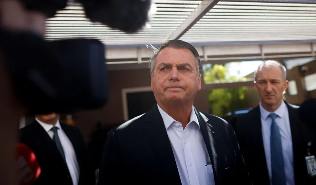 Bolsonaro diz à PF que não mandou ninguém falsificar ou inserir dados no ConecteSUS, revelam fontes