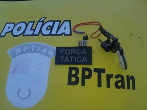 Homem é preso por porte ilegal de arma na parte alta de Maceió 