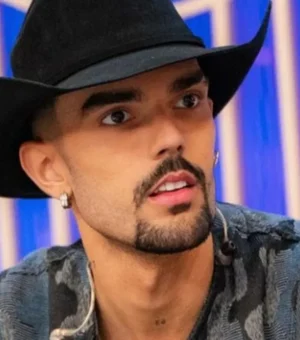 Cantor Luan Pereira volta a ser internado e desabafa após diagnóstico