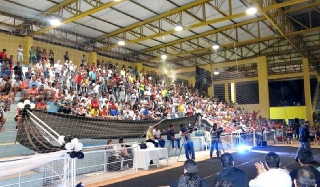 Elenco alvinegro se apresentará no Municipal