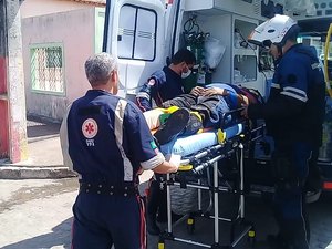 Motossocorrista da Samu fica ferido após acidente em Arapiraca