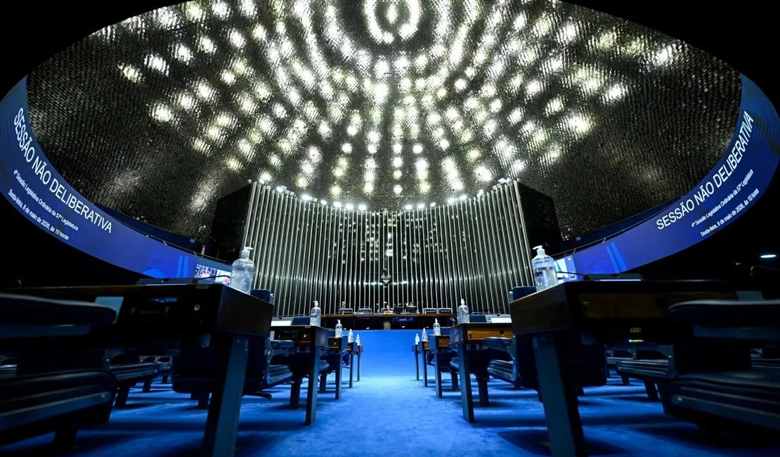 Senado aprova piso salarial de professores em R$ 5.130,63