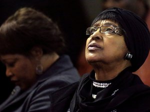 Winnie Mandela, militante sul-africana contra o apartheid, morre aos 81 anos