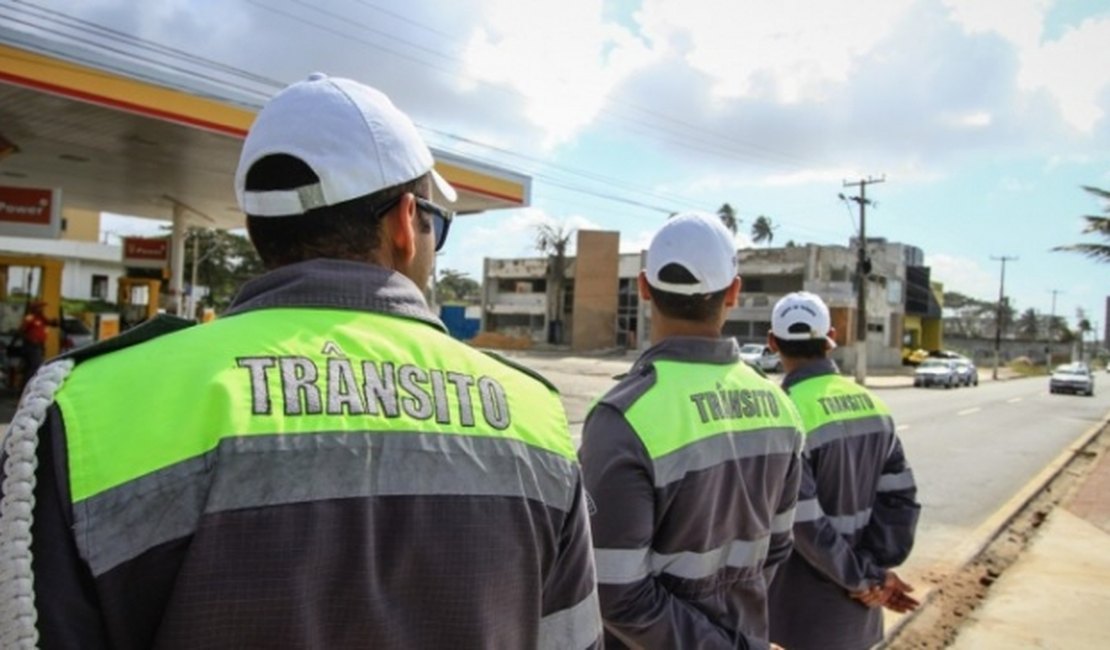 Triathlon Challenge Family: SMTT orienta condutores e pedestres