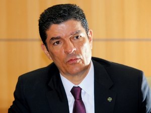 Ministro confirma como prioridade duplicação da AL 101 Norte