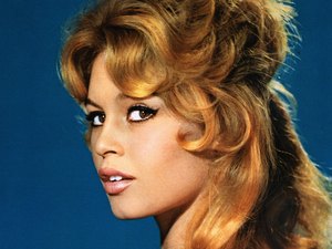 Brigitte Bardot: 5 filmes para conhecer a carreira da atriz