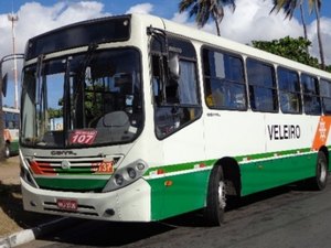 Rodoviários realizam assembleia e ônibus podem parar de circular amanhã