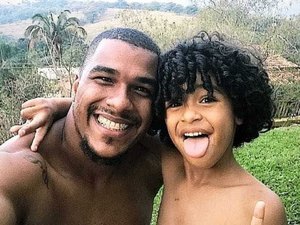 Bebê de 11 meses recebe coração de filho do goleiro Elissom