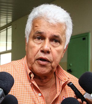José Thomaz Nonô é exonerado da Secretaria de Saúde de Maceió