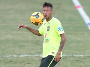 Dunga bate o martelo, e Neymar será o capitão da seleção brasileira