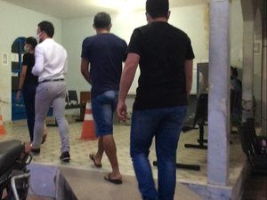 [Vídeo] Pré-candidato a vereador de Lagoa da Canoa é agredido por filho de assessor parlamentar